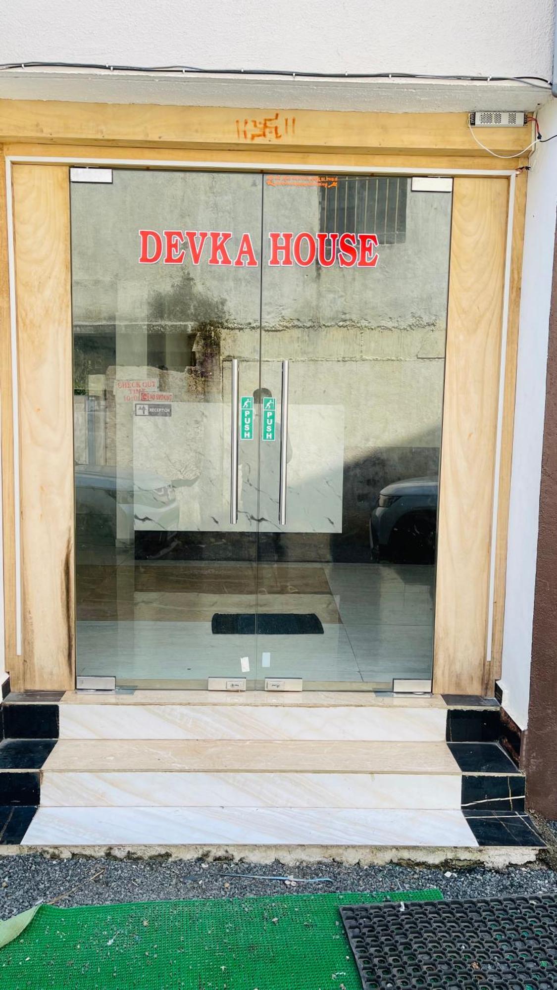 Отель Devka House Даман Экстерьер фото