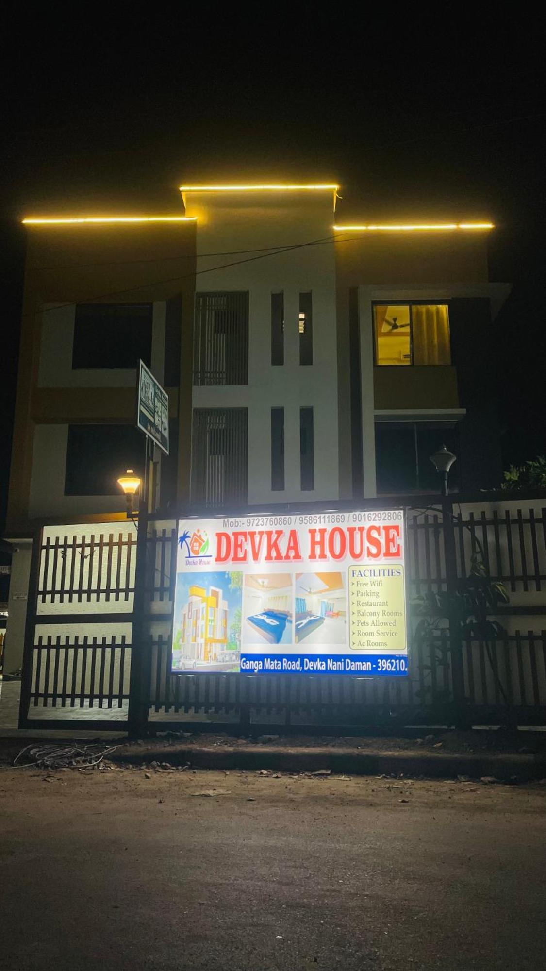 Отель Devka House Даман Экстерьер фото